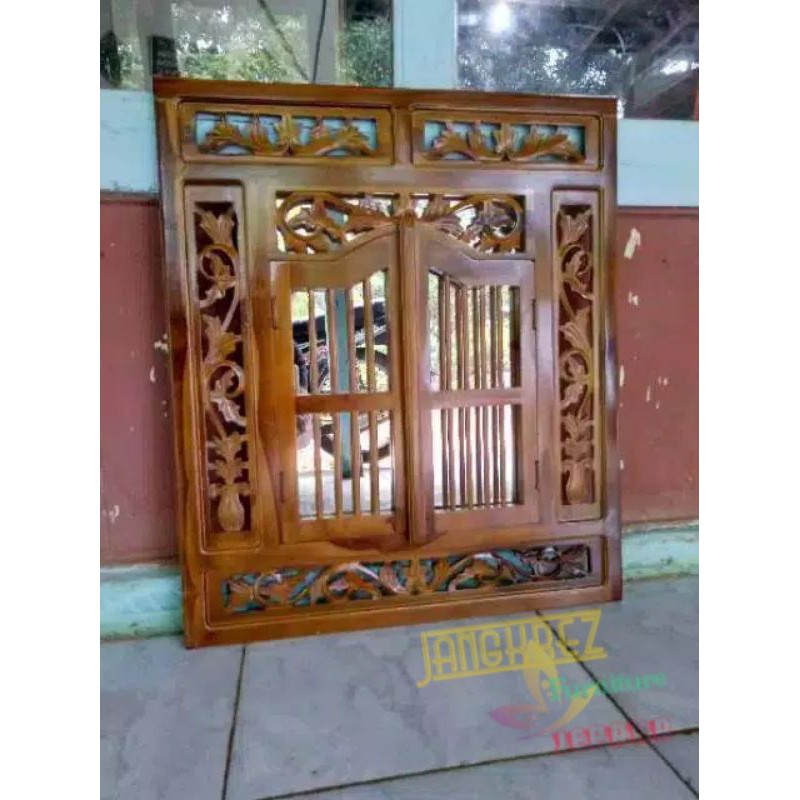 FIGURA JENDELA KREPYAK JATI