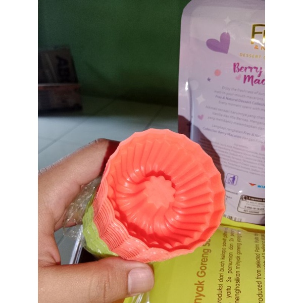 Per LUSIN CETAKAN KUKUS JELLY NUTRIJEL AGAR-AGAR PLASTIK WARNA WARNI HARGA MURAH TERJANGKAU PACKING AMAN 12 pcs bintang sakura putu ayu mawar kukus melati teratai cucing jasmine twister