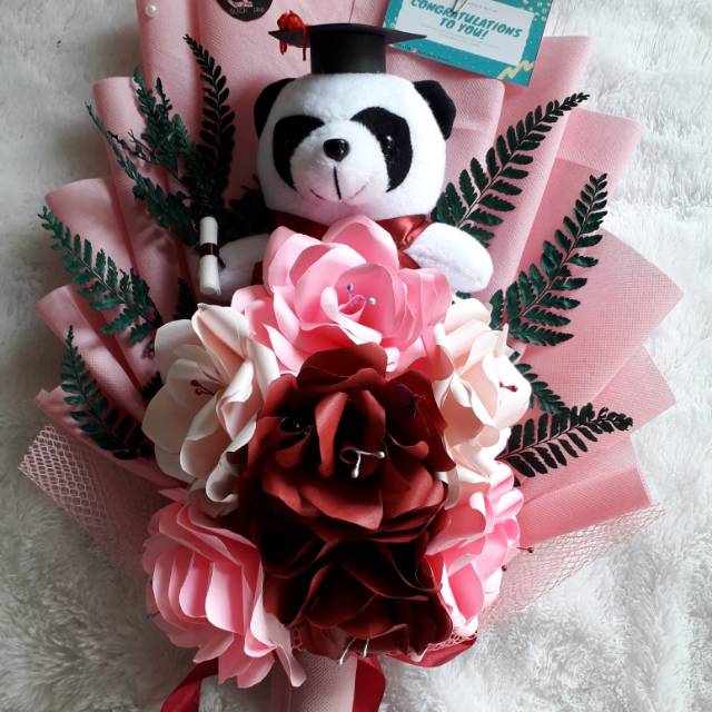 Buket pink dan panda