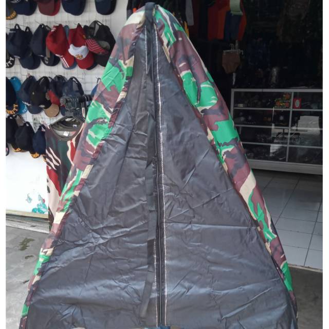 Tenda perorangan loreng