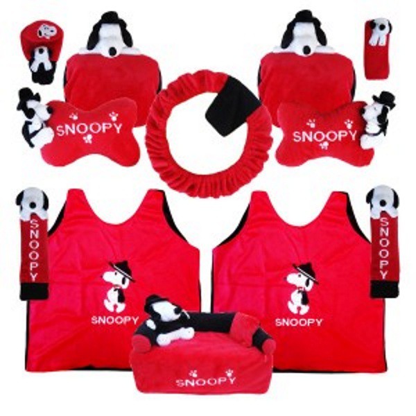 Bantal Mobil 8 in 1 Exclusive Boneka Snoopy Merah