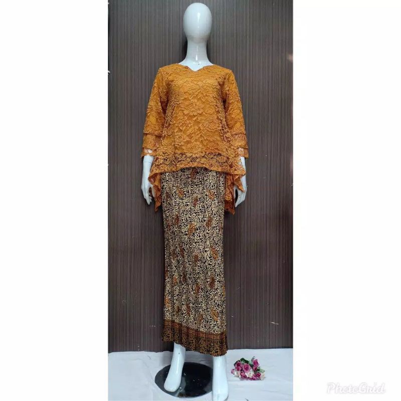 IndahKebaya | REAL PICTURE / KEBAYA RINJANI BROKAT / ACARA / KARTINI / JUMBO / WISUDA / AKAD NIKAH