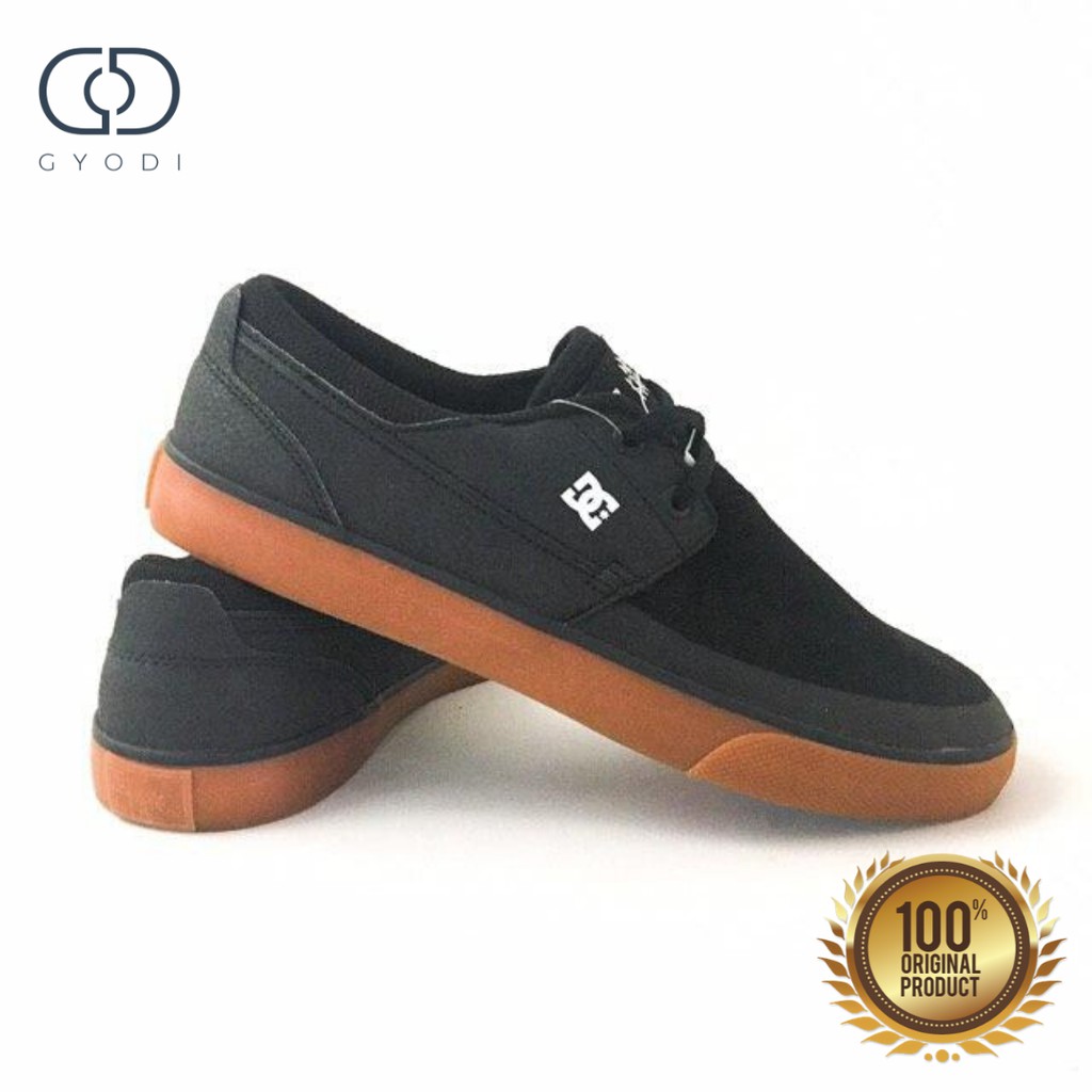 sepatu dc skate