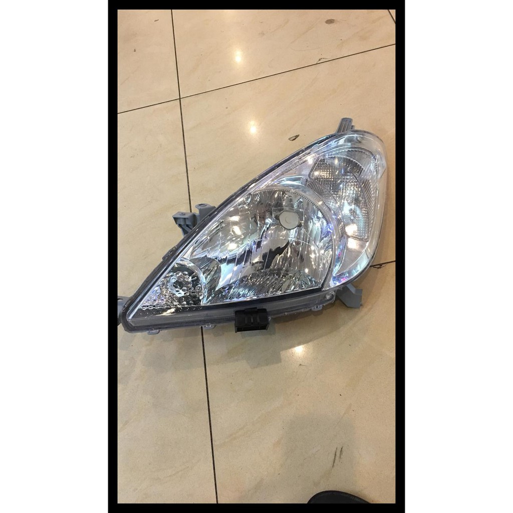 TERMURAH LAMPU BESAR LAMPU DEPAN HEADLAMP INNOVA 2004-2011 