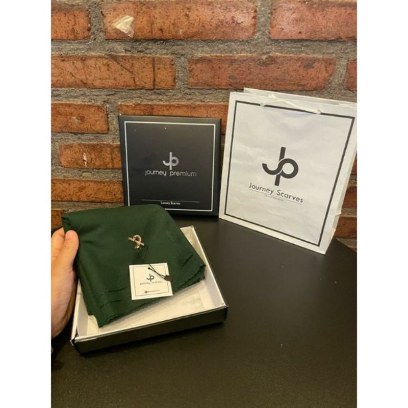 hijab segiempat plat polos by Journey