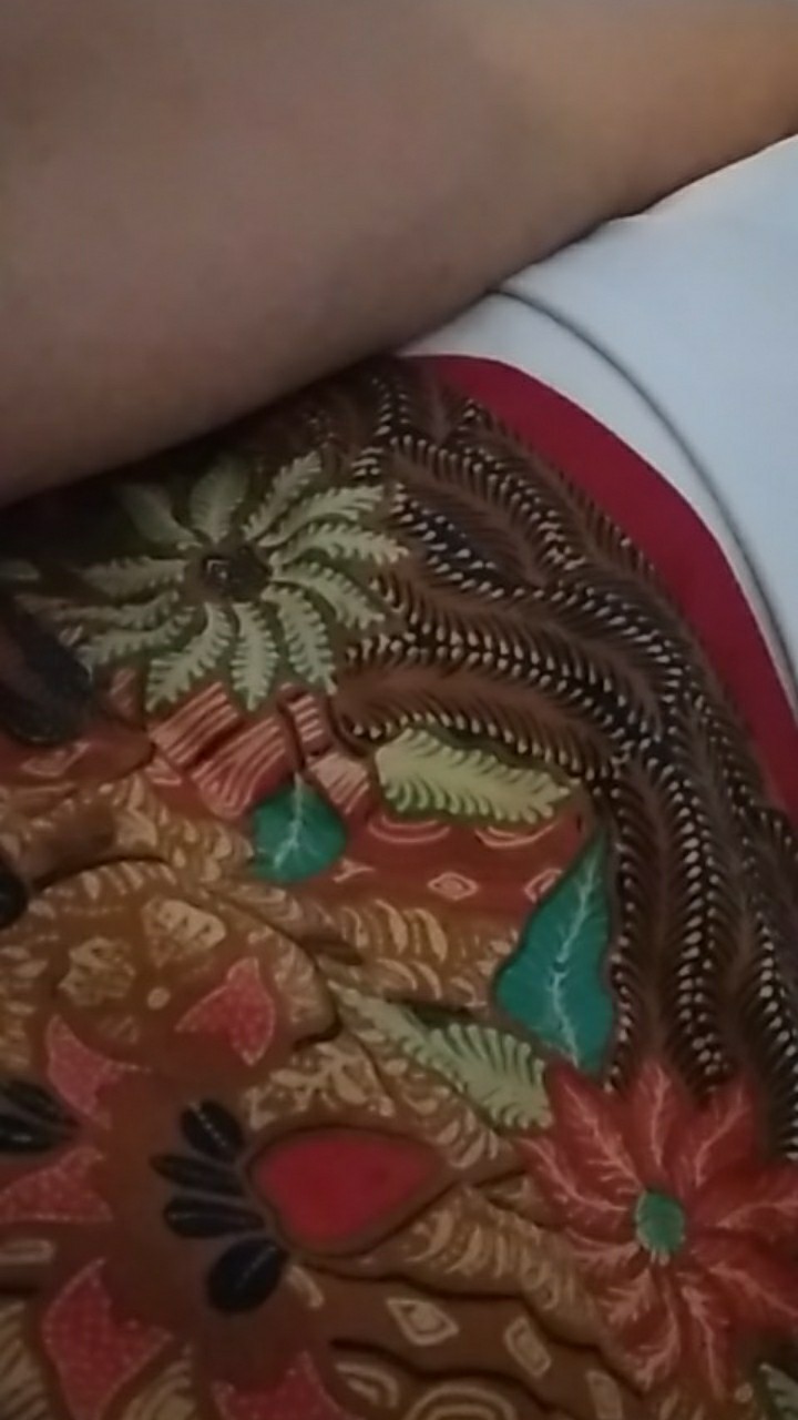 Batik Couple Keluarga Seragaman Sarimbit Batik Family Set Motif Mega Mendung Merah