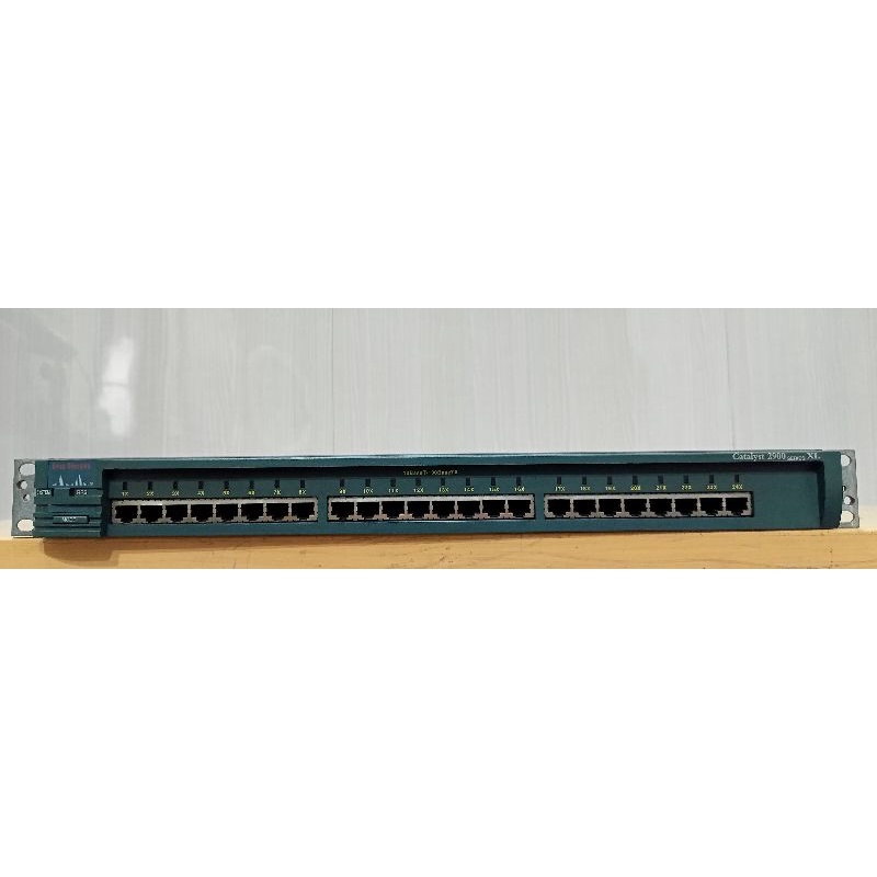 Cisco Catalyst 2900 Seri XL 10/100