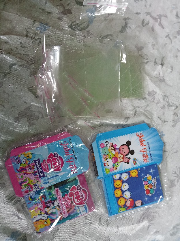 Amplop Lebaran Lembaran