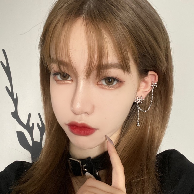 Anting Berpohon Bunga Berlian Berkilau Aksesoris Korea Wanita