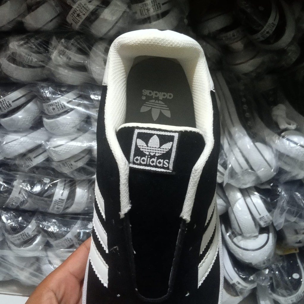 Sepatu Adidas.Sneakers Pria Adidas Gazelle Premium