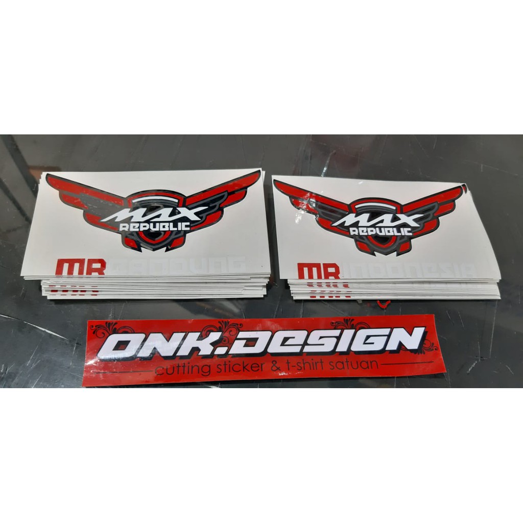 

cutting sticker stiker bebas desain printing waterproof label merk laminasi 116