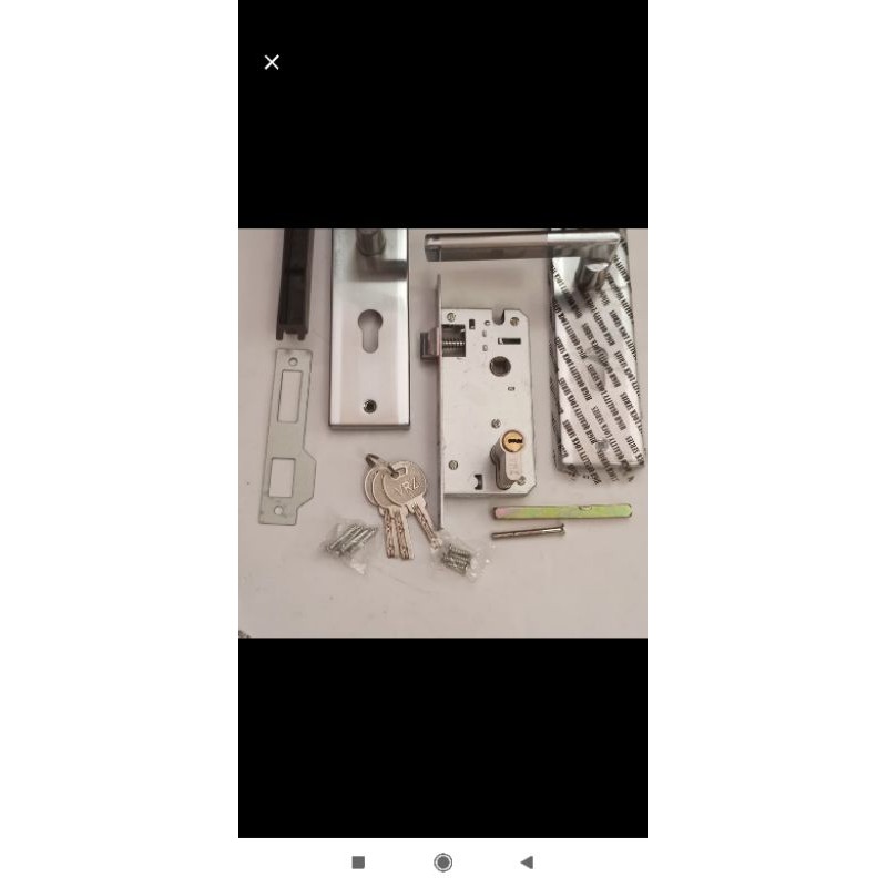 Kunci pintu/kunci pintu rumah