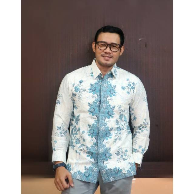 Kemeja Batik Terbaru