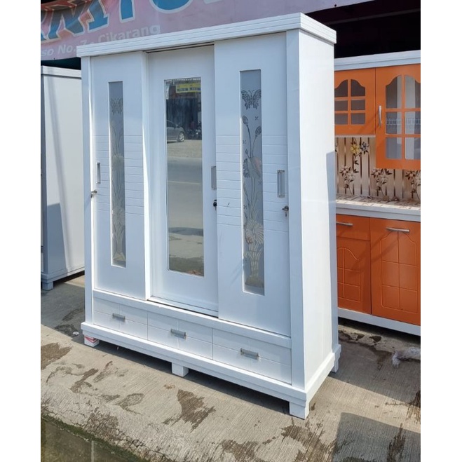 LEMARI PAKAIAN 3 PINTU KNOCKDOWN