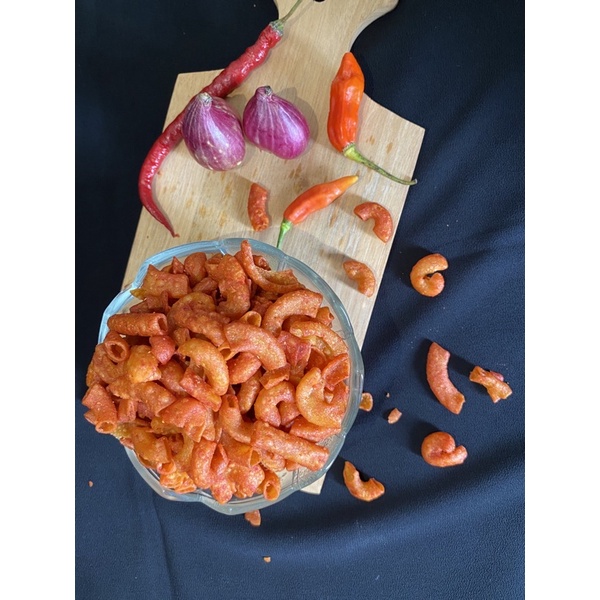 

Snack/Makanan ringan/Jajanan/Camilan/Makaroni/Makaroni pedas manis 150gr