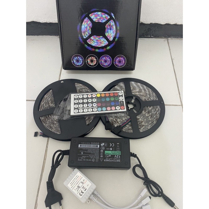 LED  STRIP RGB 5050 WARNA WARNI IP44 AC 220V + ADAPTOR + REMOTE 5050 10METER  (LAMPU TIKTOK)