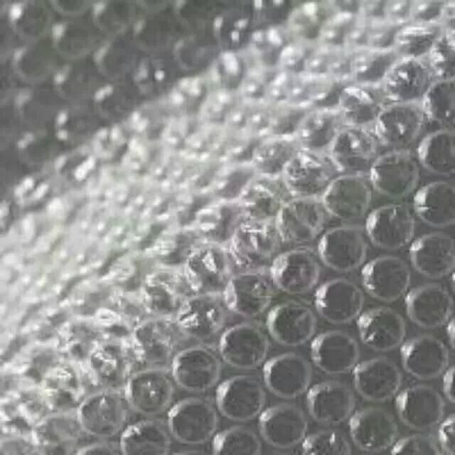

Bubble wrap tambahan packing