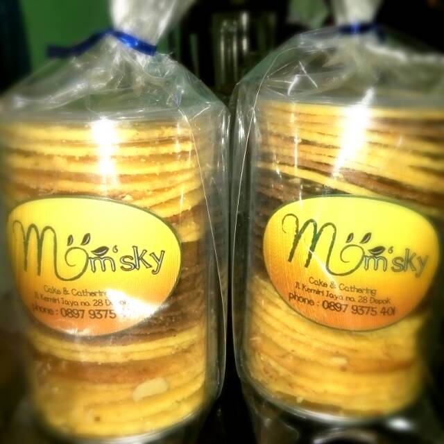 

Almond Chesse Crispy