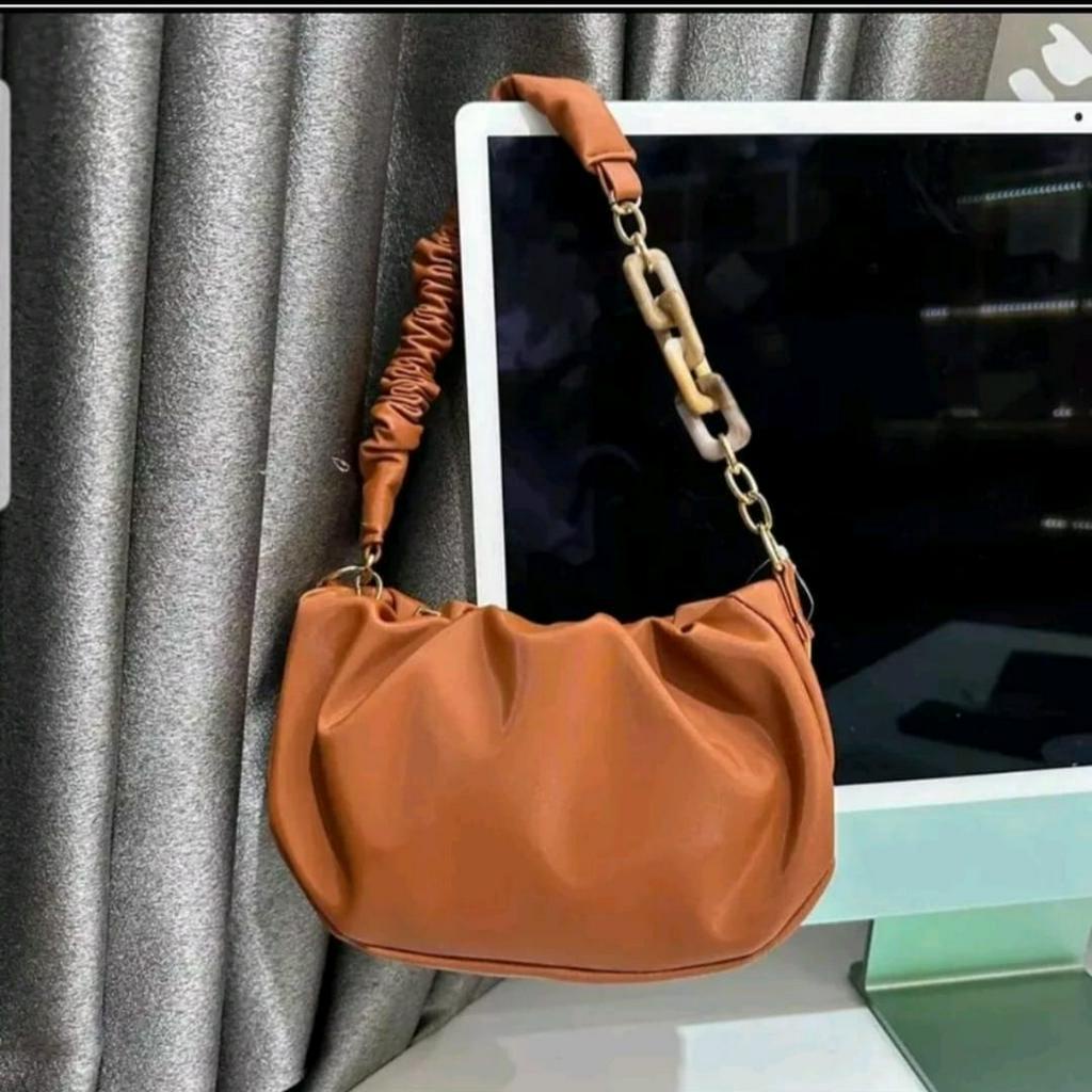 Aelin Shoulder Bag terbaru - Tas selempang wanita kenikian