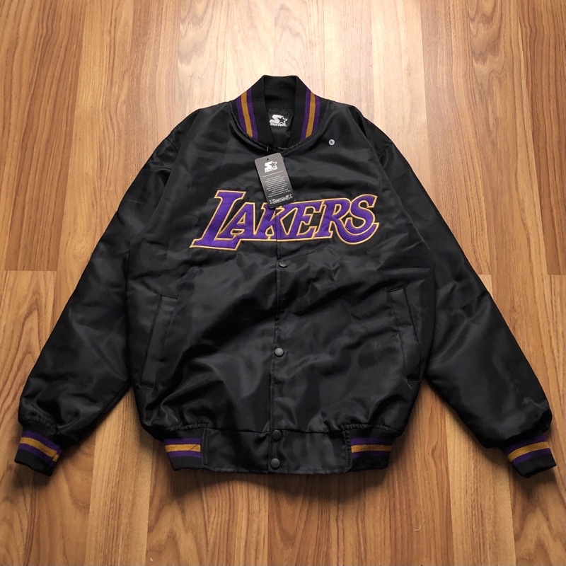 JAKET BOMBER VARSITY - LAKERS TEXT UNGU BORDIR HITAM TAG + LABEL JACKET