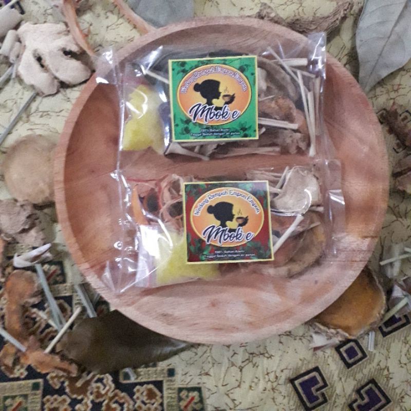 

Wedang Empon Empon, Jahe, Temulawak, Kunyit, Serai dll