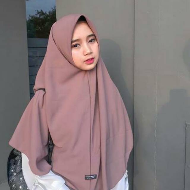 Hijab Segi empat instan bahan diamond(beli >5 bonus cadar 2 layer)