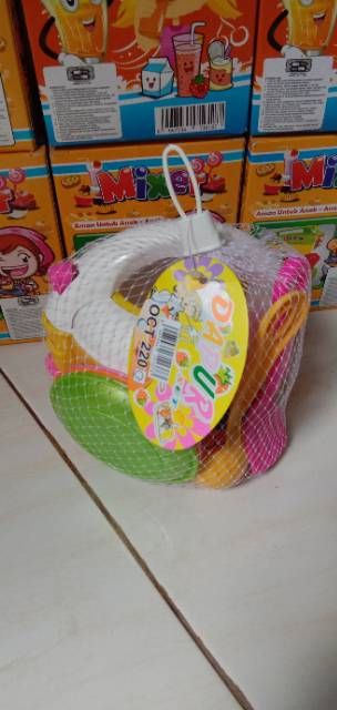 WJS 003 Mainan anak edukasi perempuan magic com lengkap dengan piring dan sendoknya mainan masakan