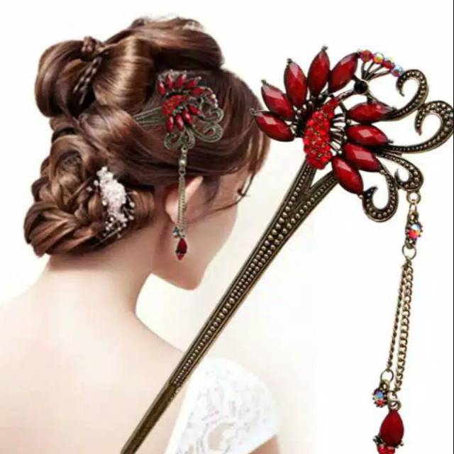 Tusuk konde hair Sticks motif peacock berlian merah imitasi