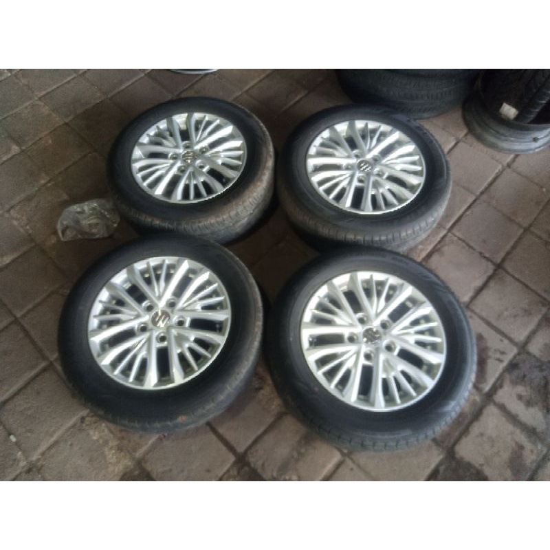 VELG MOBIL COPOTAN ERTIGA RING 15 + BAN DUNLOP 185/65 R15