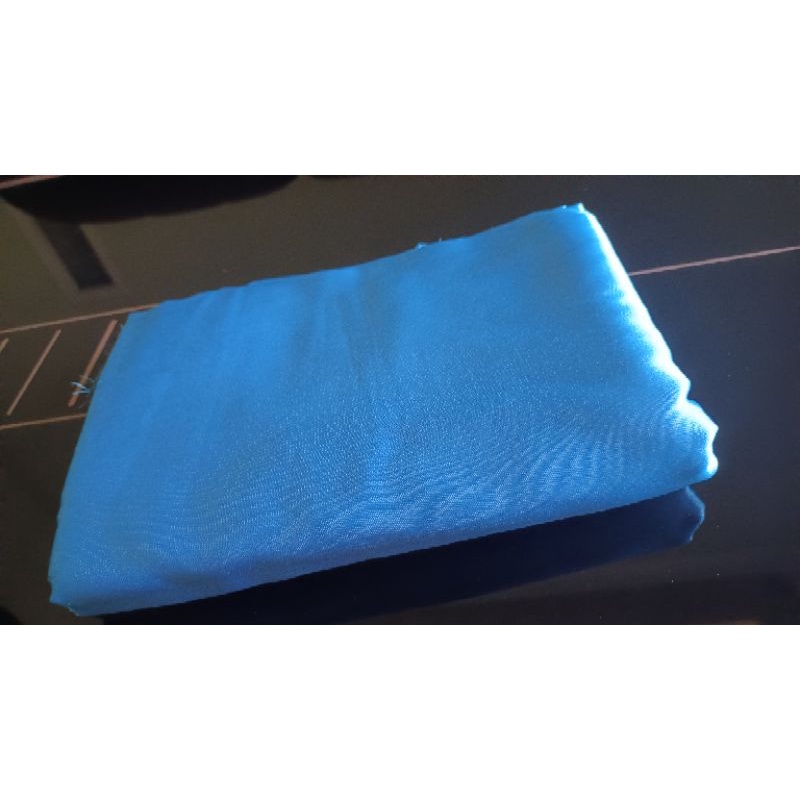 Kain Pesta Warna Biru