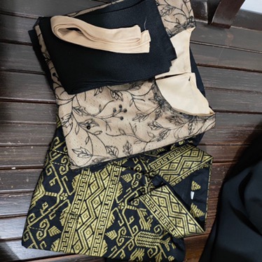 New Arrival | Batik Couple Kebaya Set Melanis Series Tunangan Lamaran Wisuda Kondangan Kekinian 2021