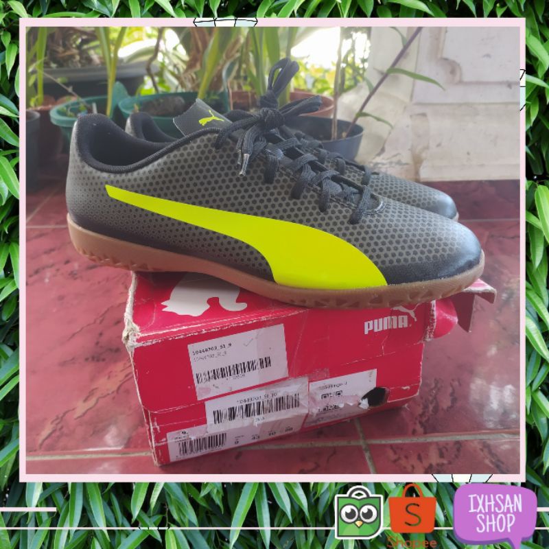 sepatu futsal puma size 44 NEW (original 100%)
