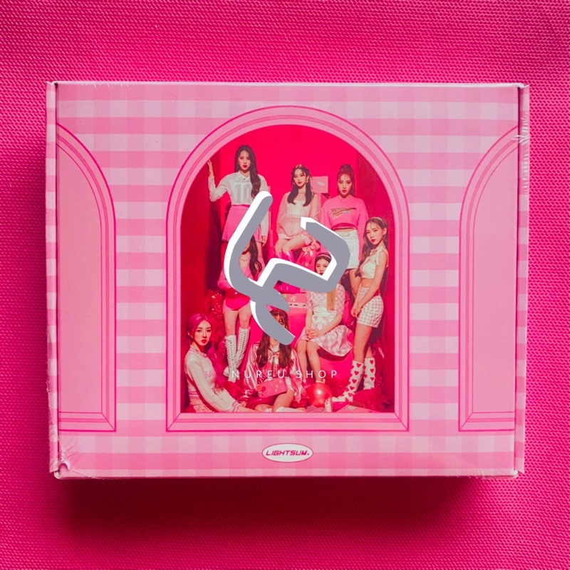 LIGHTSUM - 1st Debut Single Album “VANILLA” (Sealed / Unsealed Album & Benefit Photocard)