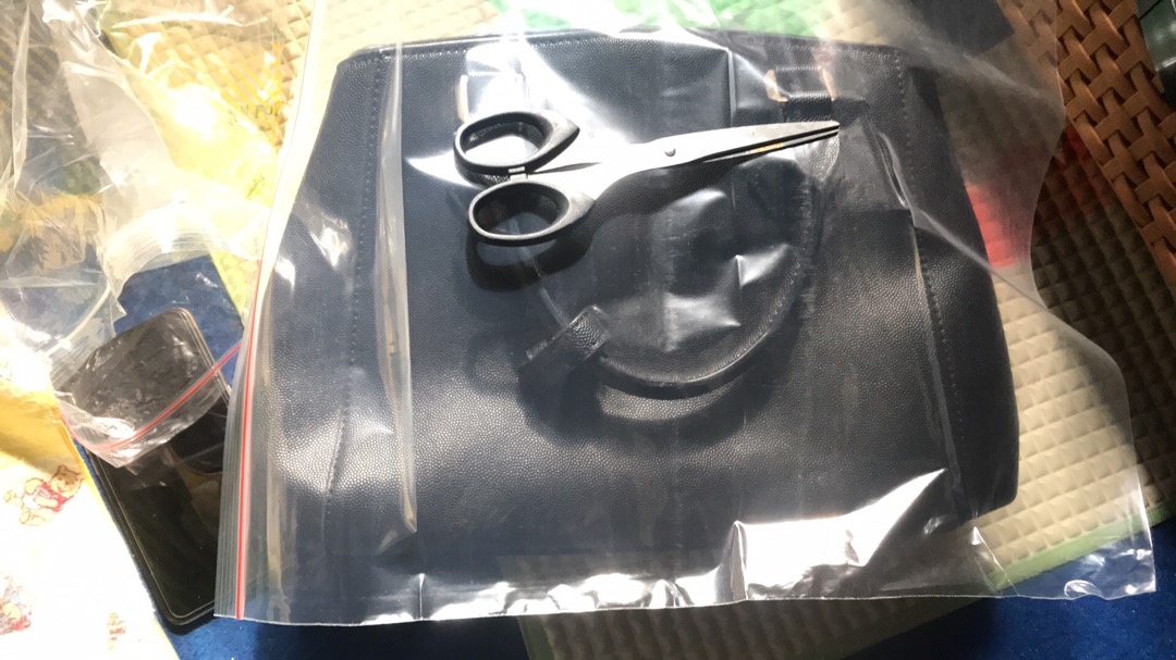 Plastik Ziplock Jumbo Tebal Kuat Awet U/ Handbag/sepatu Dll (25pcs) + 1 Pack Silica Natural 100 Gram