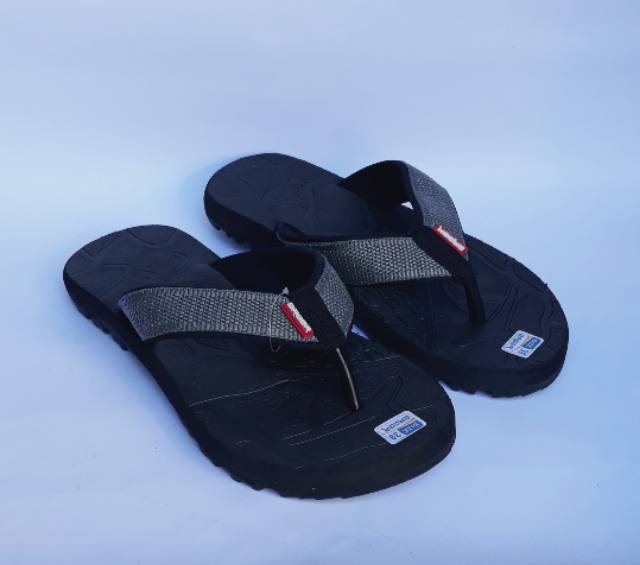 Sandal Gunung Sendal Casual Selop Pria Santai Sandal Japit Hitam