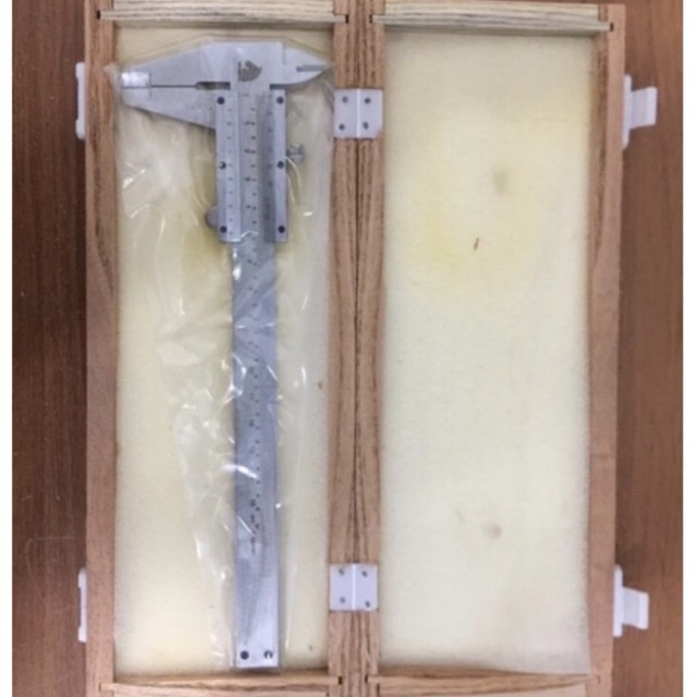 

MASSAKI sketmat besi Jangka sorong 6" inci ( 15cm ) kotak kayu box wood Sketmat Sekemat besi pengukur dimensi mili vernier caliper 6inci sigmat vernier calipers 15cm seketmat rol mm ukuran stainless steel