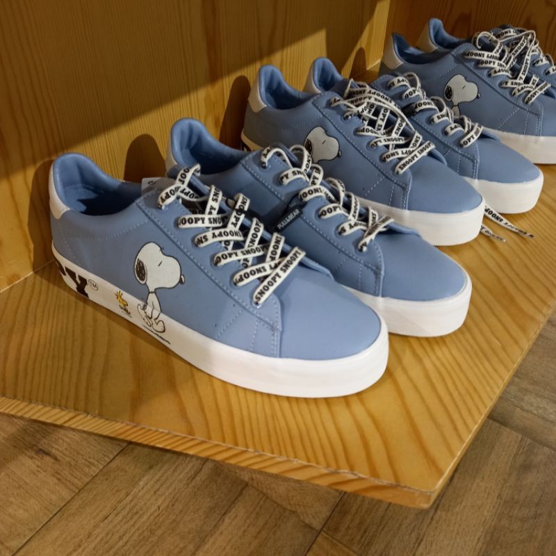 PULL & BEAR ORI SALE GARANSI TERMURAH Sepatu Sneakers Mickey Marvel The Beatles Sport Gym Gowes