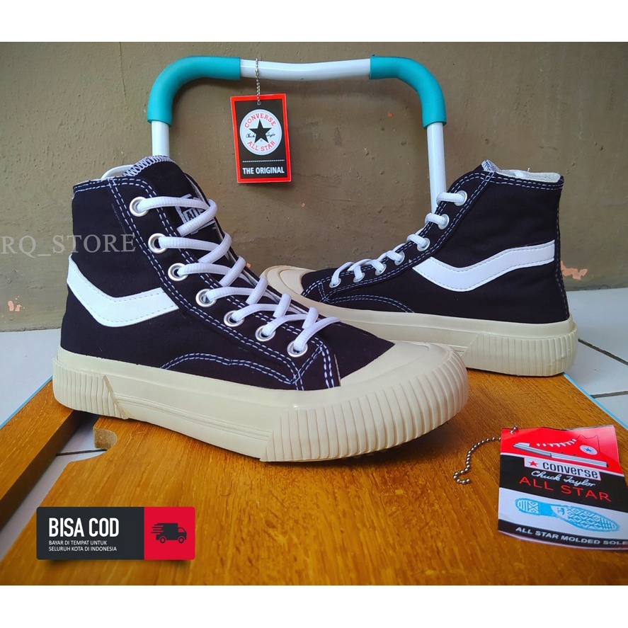 Sepatu Sneakers Vintage  Public Low Back Clasic