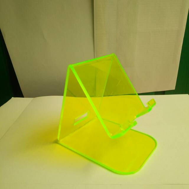 Dudukan hape ukuran besar