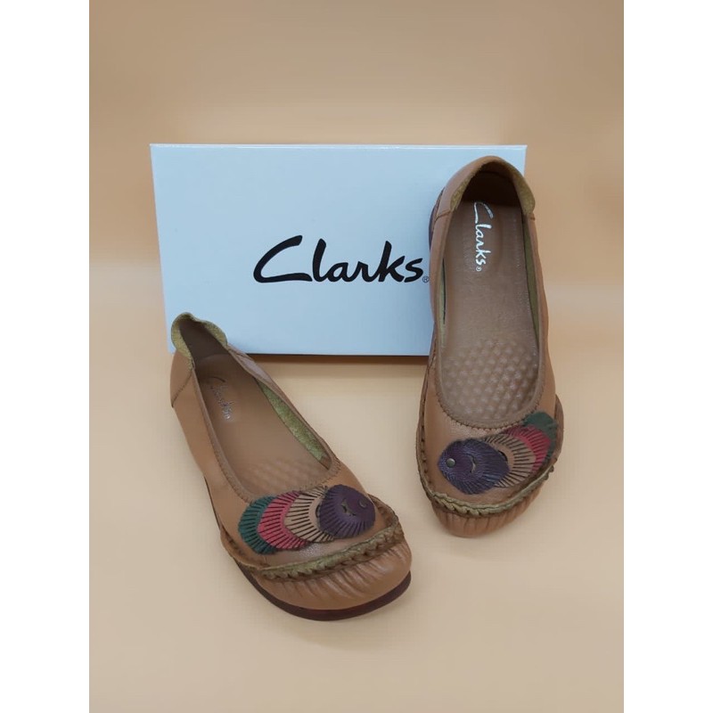 SALE SEPATU CLARKS