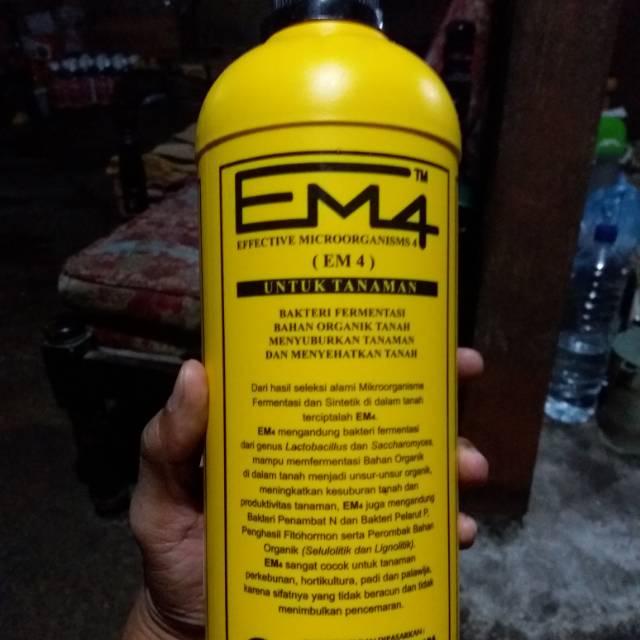 Pupuk cair EM4 PERTANIAN