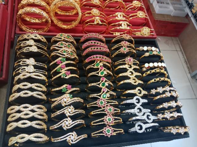 Gelang tangan wanita kepang super mewah full mata Titanium 18k perhiasan wanita jual satuan