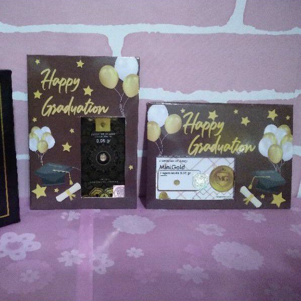 

NazhifaSakhy - Amplop Logam Mulia - Babygold Minigold White Black Gift Series Happy Graduate Graduation Graduating EOA Emas Mini