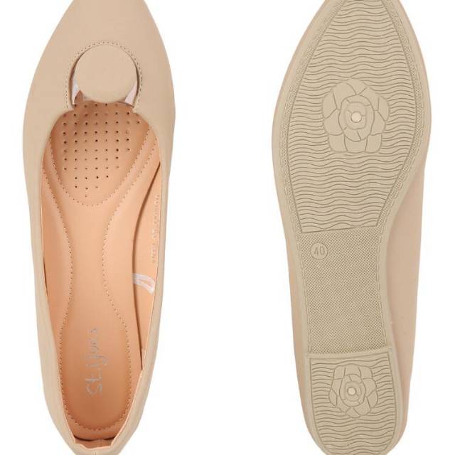 Sepatu wanita connexion