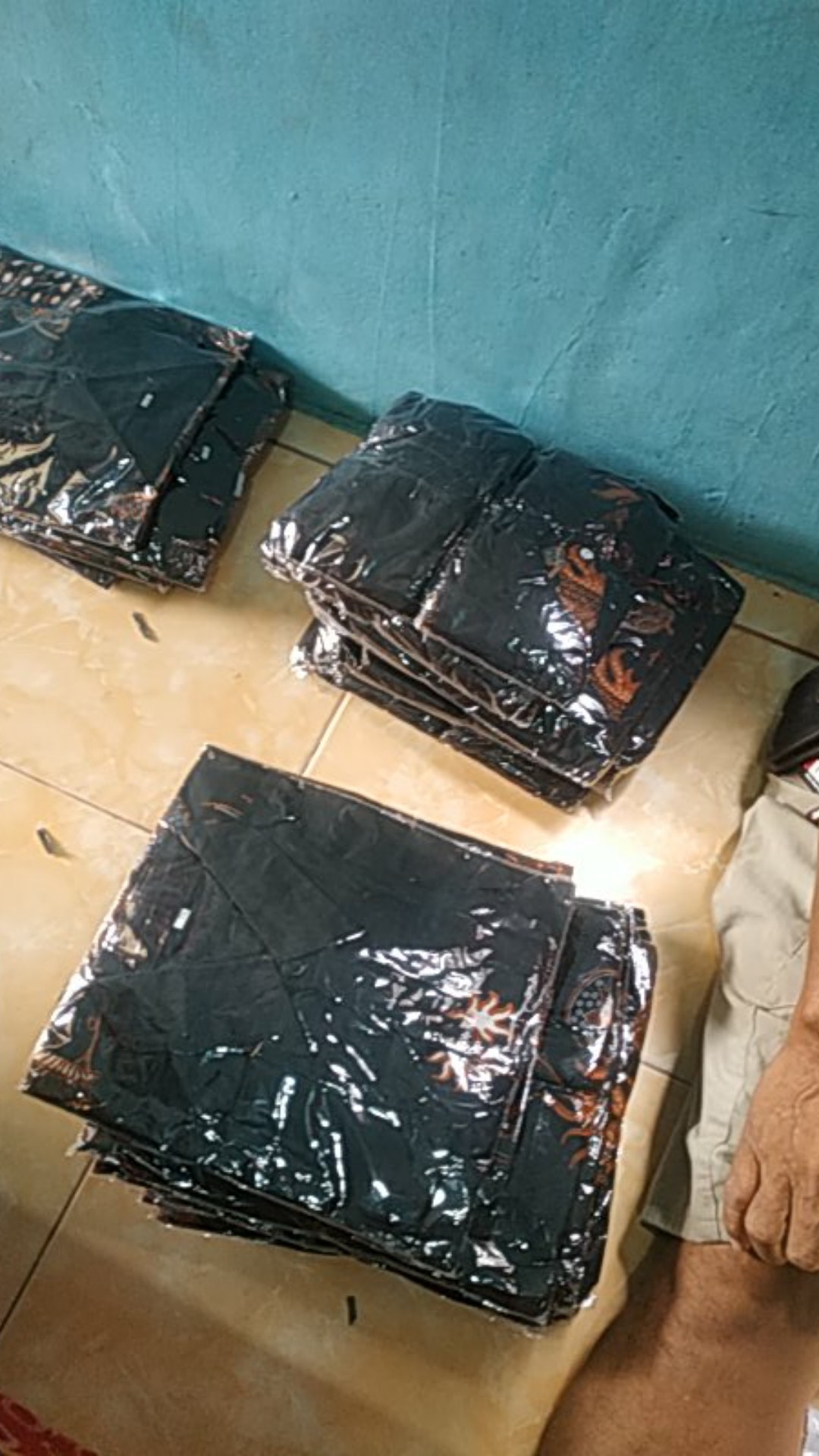 Wou Batik Couple Shofia Estetika Brokat - Couple Modern Batik Couple Sarimbit Brokat Kebaya