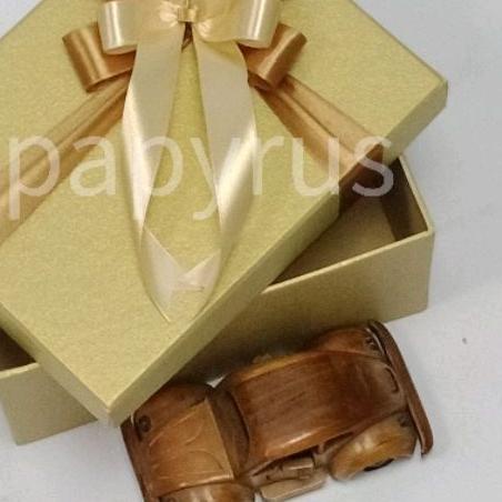 

PAPYRUS 15x20 Tinggi 10cm Kotak Kado Gift Box Hadiah