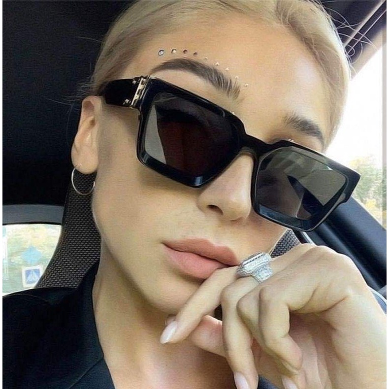 Kacamata Hitam Sunglasses Wanita Anti UV kotak gaya fashion model korea