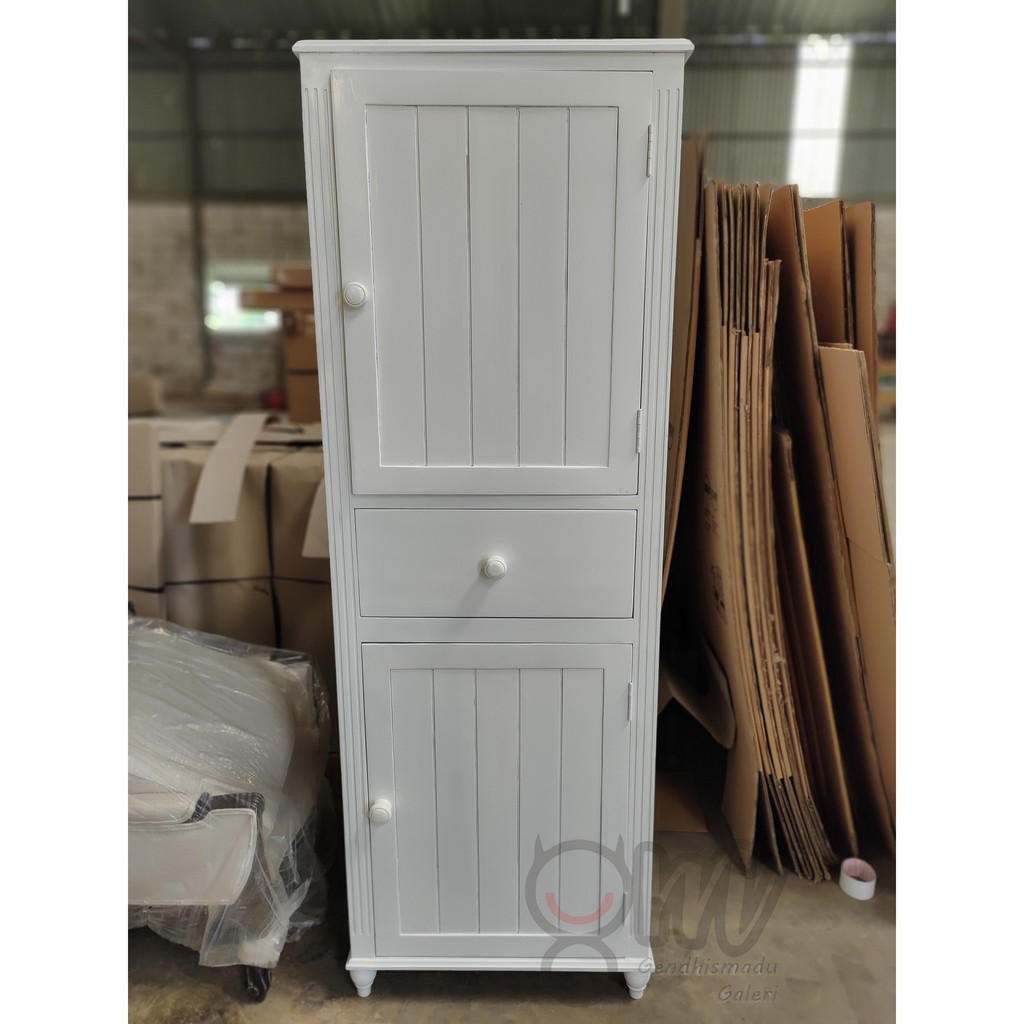 Lemari Shabby Kayu Mahoni - Almari Shabby Mahoni