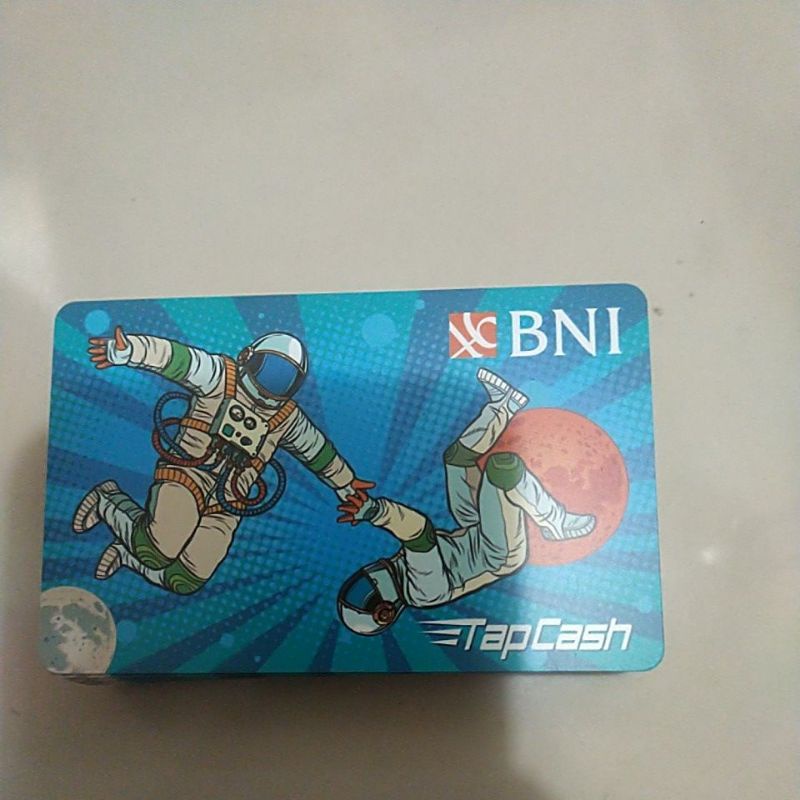 tapcash astronot biru