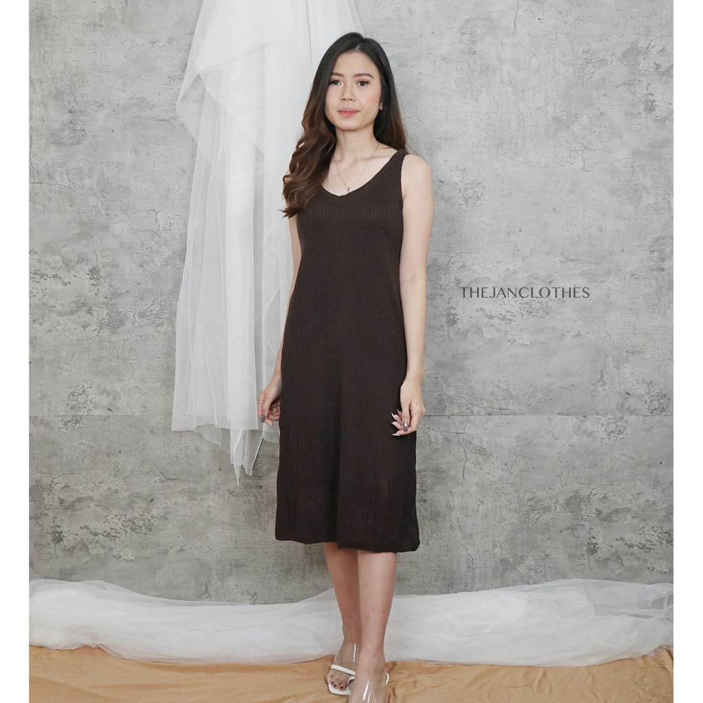 Deline dress knit - Thejanclothes